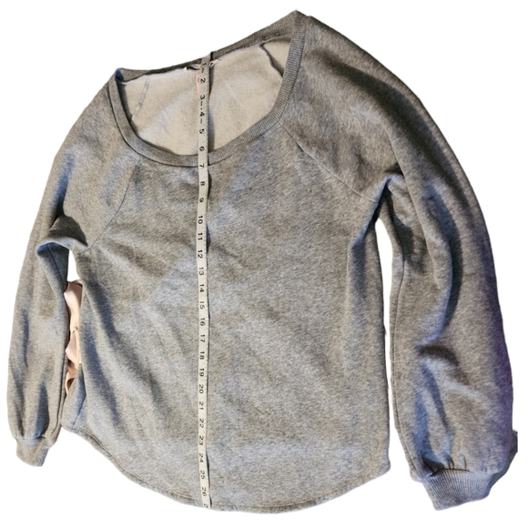 Victoria's Secret sz L large bow sweatshirt - Picture 5 of 5